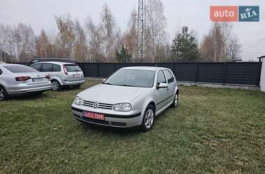 Хетчбек Volkswagen Golf 1999 в Любешові