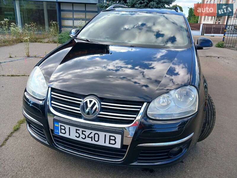 Універсал Volkswagen Golf 2008 в 