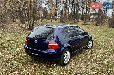 Хэтчбек Volkswagen Golf 2003 в Золотоноше