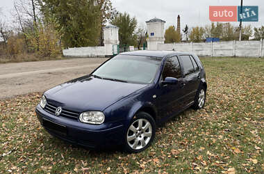 Хетчбек Volkswagen Golf 2003 в Золотоноші