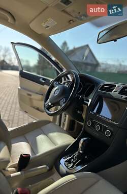 Универсал Volkswagen Golf 2011 в Тячеве