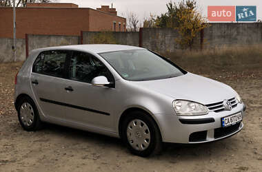 Хэтчбек Volkswagen Golf 2005 в Христиновке