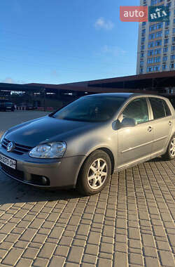 Хетчбек Volkswagen Golf 2005 в Одесі