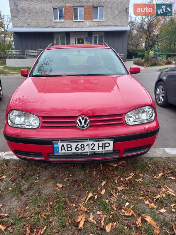 Volkswagen Golf 2002