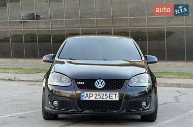 Хетчбек Volkswagen Golf 2006 в Запоріжжі