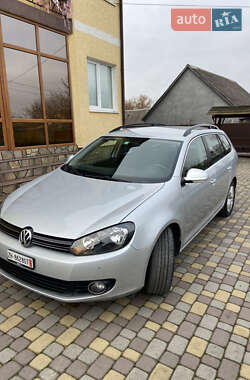 Універсал Volkswagen Golf 2010 в Старокостянтинові