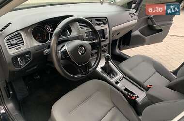Универсал Volkswagen Golf 2014 в 