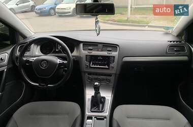 Универсал Volkswagen Golf 2014 в 