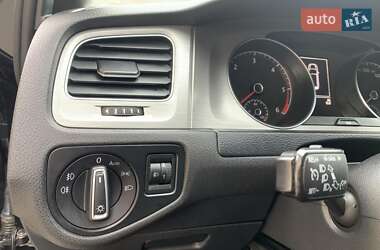 Универсал Volkswagen Golf 2014 в 