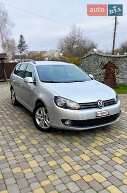 Універсал Volkswagen Golf 2010 в Старокостянтинові