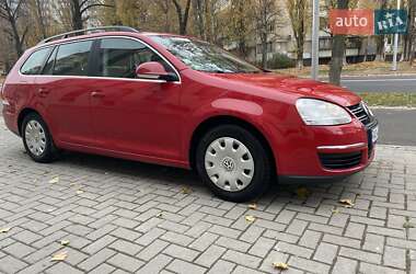 Универсал Volkswagen Golf 2008 в Киеве