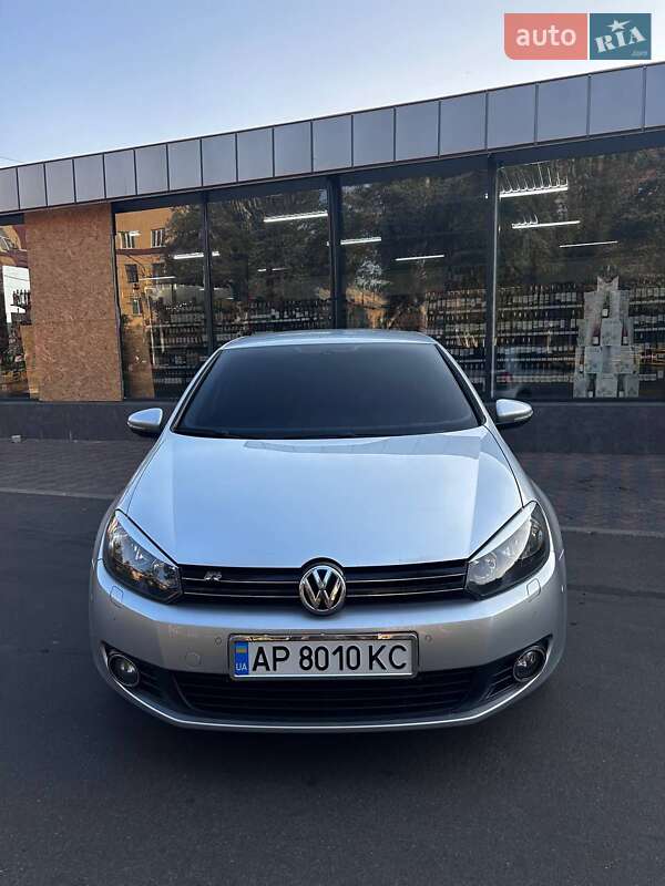 Хетчбек Volkswagen Golf 2011 в Запоріжжі
