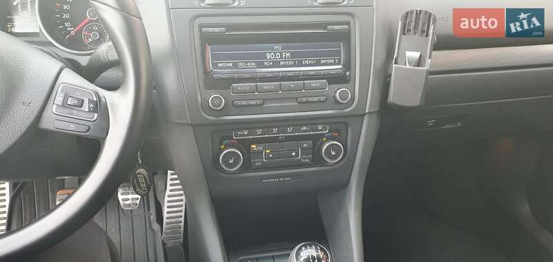 Універсал Volkswagen Golf 2012 в Кореці