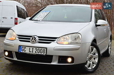 Хетчбек Volkswagen Golf 2004 в Дрогобичі