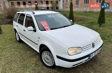 Універсал Volkswagen Golf 2002 в Дрогобичі