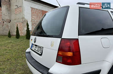 Універсал Volkswagen Golf 2002 в Дрогобичі