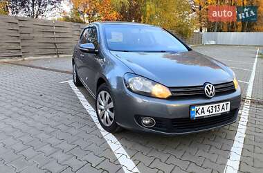 Хэтчбек Volkswagen Golf 2012 в Вишневом