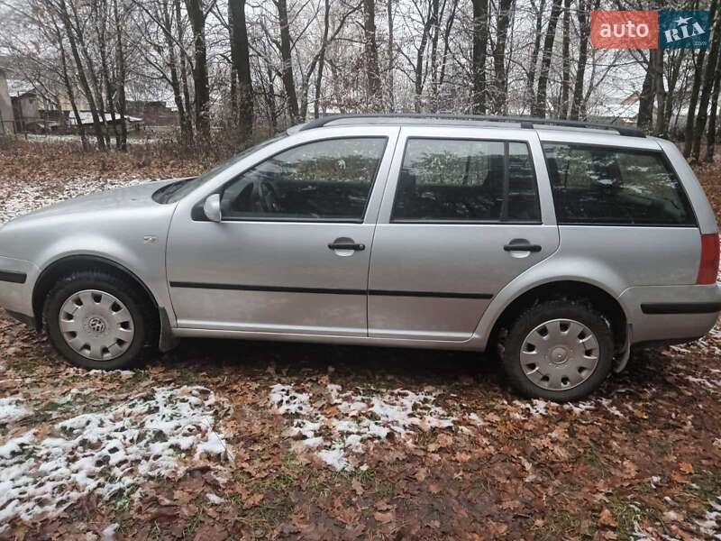 Volkswagen Golf 2001