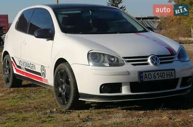 Хетчбек Volkswagen Golf 2003 в Білки