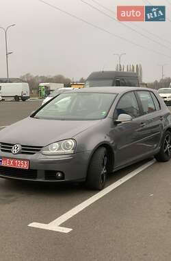 Хетчбек Volkswagen Golf 2006 в Луцьку