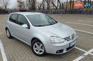 Хетчбек Volkswagen Golf 2008 в Тернополі