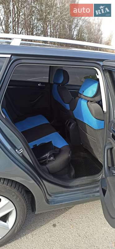 Универсал Volkswagen Golf 2010 в Виннице