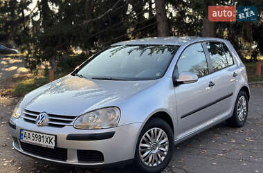 Хетчбек Volkswagen Golf 2006 в Києві