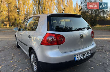 Хэтчбек Volkswagen Golf 2006 в Киеве