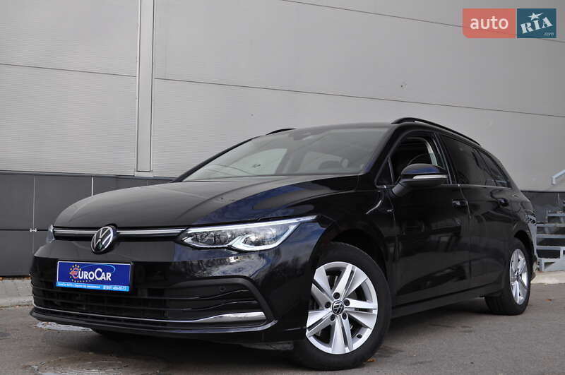 Универсал Volkswagen Golf 2022 в Киеве