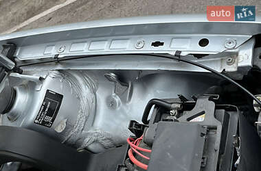 Хэтчбек Volkswagen Golf 2001 в 