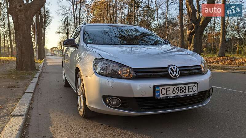 Універсал Volkswagen Golf 2013 в Чернівцях