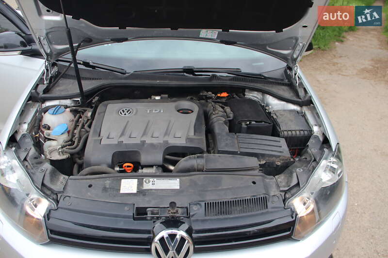 Універсал Volkswagen Golf 2012 в Одесі