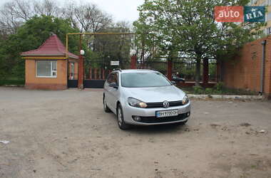 Універсал Volkswagen Golf 2012 в 