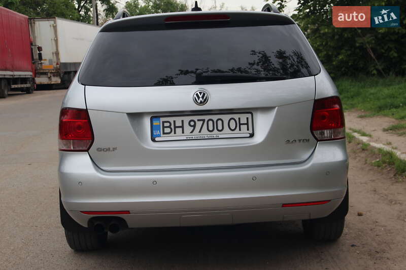 Універсал Volkswagen Golf 2012 в Одесі