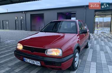 Хэтчбек Volkswagen Golf 1995 в Львове