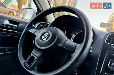 Універсал Volkswagen Golf 2013 в Києві