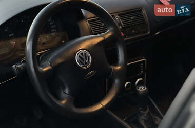 Хэтчбек Volkswagen Golf 1999 в Кропивницком