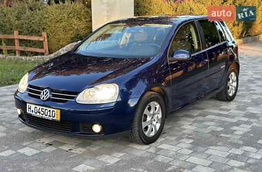 Хэтчбек Volkswagen Golf 2008 в Вознесенске