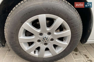 Универсал Volkswagen Golf 2009 в Сумах