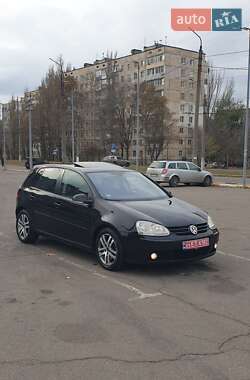 Хэтчбек Volkswagen Golf 2008 в Николаеве