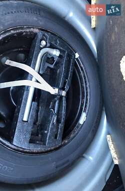 Универсал Volkswagen Golf 2009 в Шумске