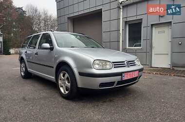 Универсал Volkswagen Golf 2002 в Львове