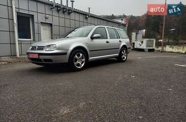 Универсал Volkswagen Golf 2002 в Львове