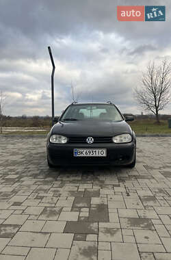 Универсал Volkswagen Golf 2000 в Ровно