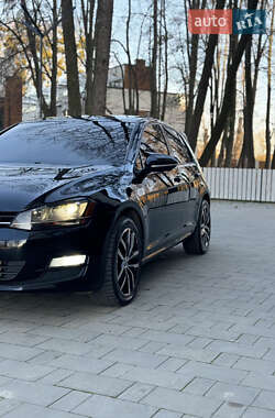 Хэтчбек Volkswagen Golf 2014 в Ивано-Франковске