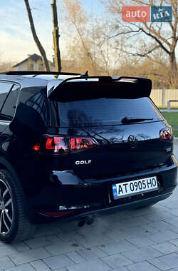 Хэтчбек Volkswagen Golf 2014 в Ивано-Франковске