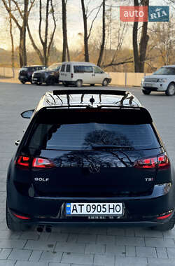 Хэтчбек Volkswagen Golf 2014 в Ивано-Франковске