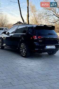 Хэтчбек Volkswagen Golf 2014 в Ивано-Франковске