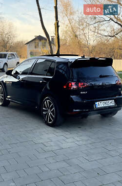 Хэтчбек Volkswagen Golf 2014 в Ивано-Франковске