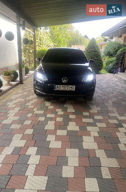 Універсал Volkswagen Golf 2016 в 